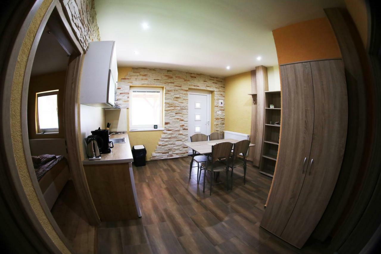 Apartmány Dimitra Štúrovo Exterior foto