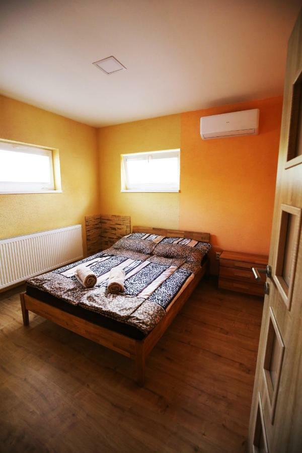 Apartmány Dimitra Štúrovo Exterior foto
