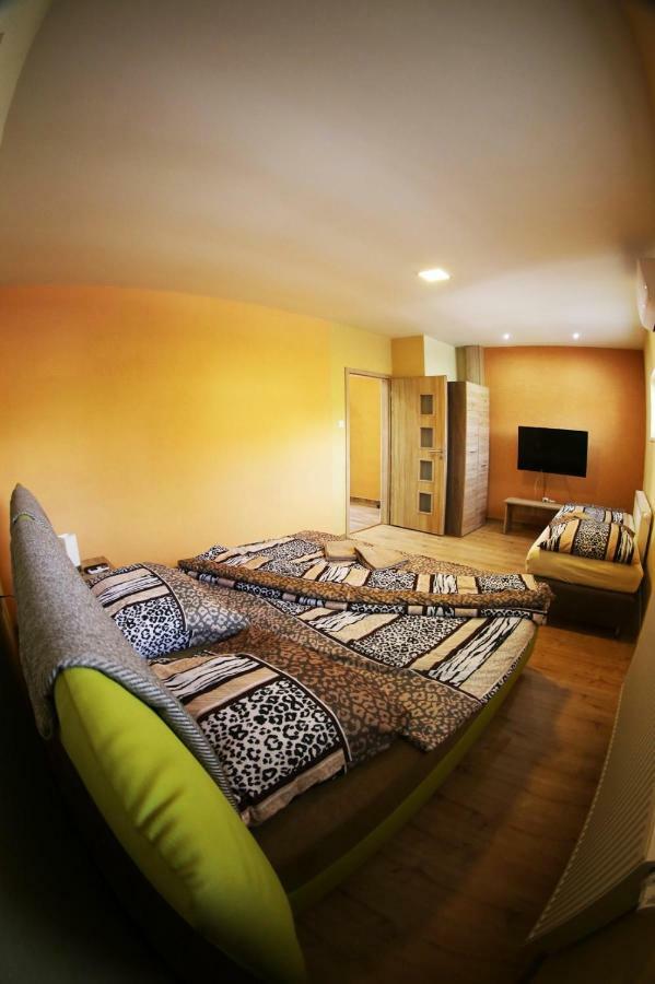 Apartmány Dimitra Štúrovo Exterior foto